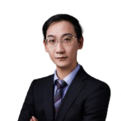 江楠-removebg-preview.png